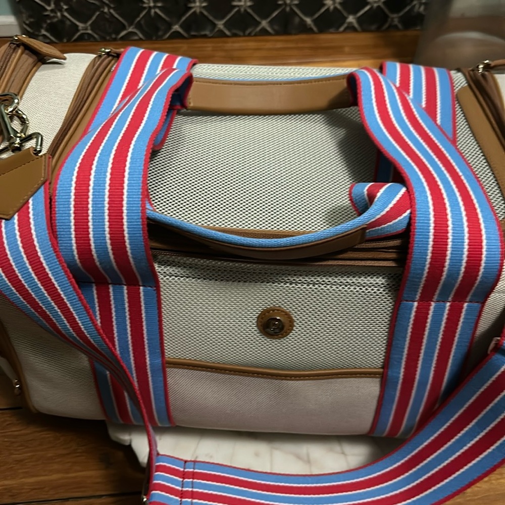 Paravel Luxury Pet Carrier